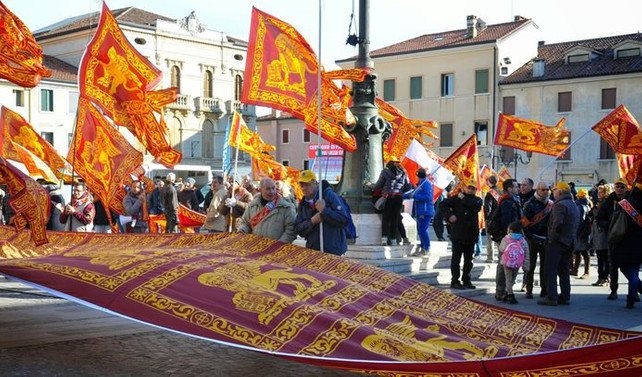 İtalya'da gündem özerklik