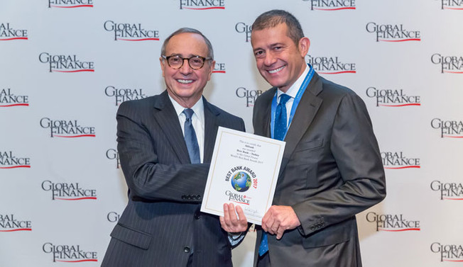Global Finance'tan Akbank'a Türkiye'nin En İyi Bankası Ödülü