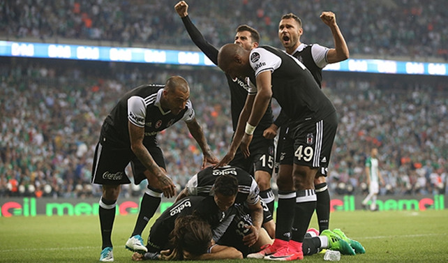 UEFA'dan Beşiktaş'a para cezası