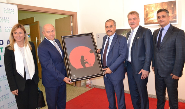 UEDAŞ'ın ‘Şehrin Işıkları’ Sergisi EPDK'da açıldı