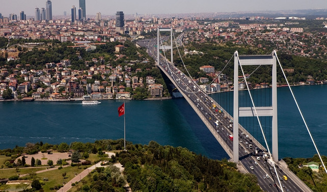 Köprü ve otoyolların 9 aylık geliri 1 milyar lirayı geçti