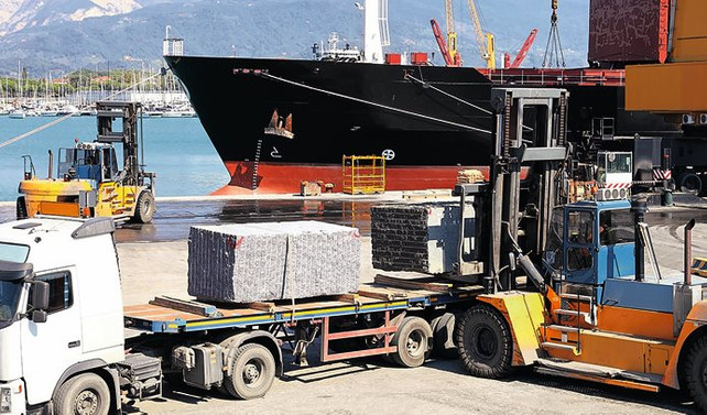 Mermerciler, konteyner krizini açık gemi taşımacılığı ile aştı