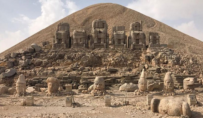 Nemrut Dağı'nı 9 ayda 52 bin kişi gezdi