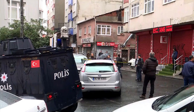 Okmeydanı'nda silahlı çatışma: 4 yaralı