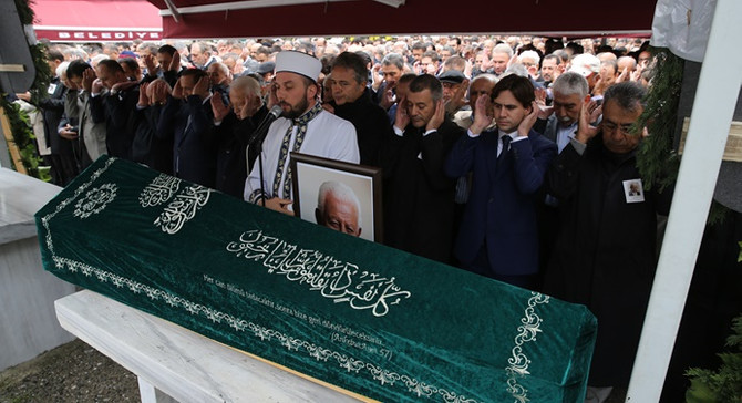 Necmettin Bitlis son yolculuğuna uğurlandı