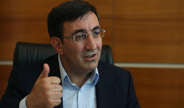 AK Parti ‘halkın sevdiği yatırımları’ analiz edecek