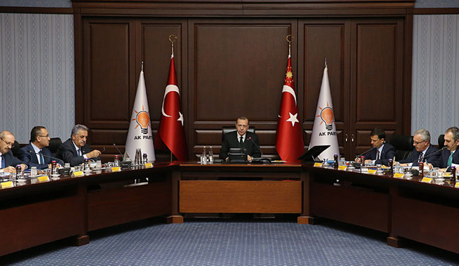 AK Parti MKYK toplantısı başladı