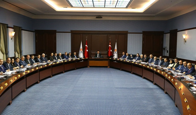 AK Parti MKYK toplantısı sona erdi