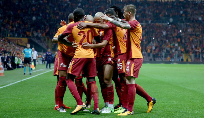 Lider Galatasaray, Trabzon deplasmanında