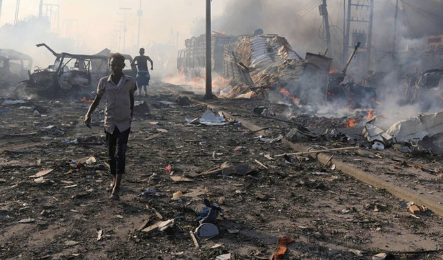 Somali'de bombalı saldırı: 18 ölü