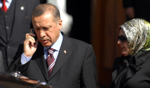 Erdoğan'dan Talabani'nin ailesine taziye telefonu