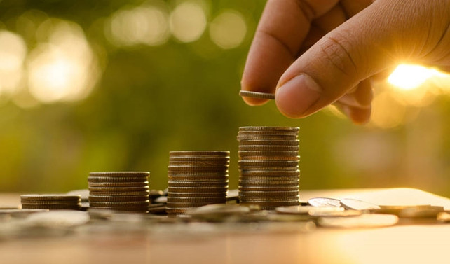 5 kişiden 2'si 'kaygı' ile para biriktirdi