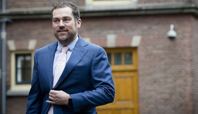 Hollanda'da yeni Savunma Bakanı belli oldu
