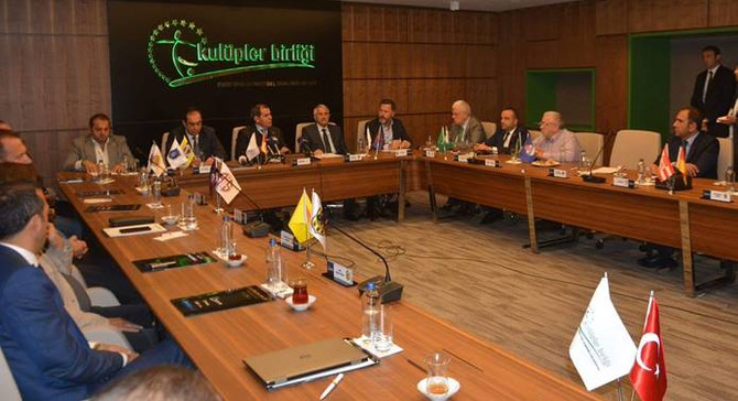 Erdoğan, Kulüpler Birliği Vakfı'ndan iki 'yasa' istedi