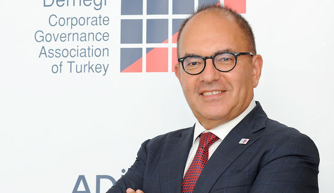 Türkiye'deki aile şirketlerinde 'aile anayasası yok'