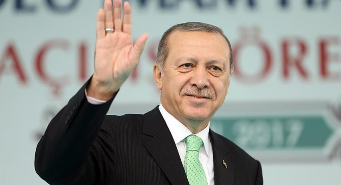 Erdoğan, şampiyon sporcuları tebrik etti