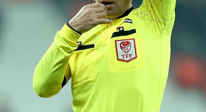 UEFA'dan 2 Türk hakeme görev
