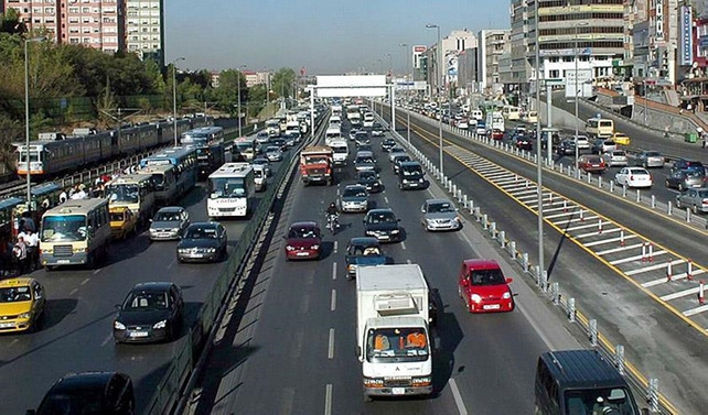 İstanbul'da bazı yollar trafiğe kapatılacak