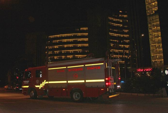 Adana'da 5 yıldızlı otelde yangın