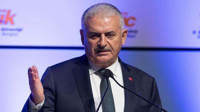 Başbakan Yıldırım: Bugünlerde başka bir film çeviriyorlar