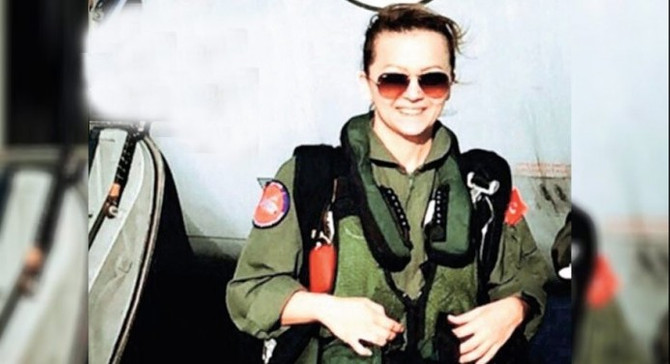 NATO'da yaşanan olayı Ebru Binbaşı ortaya çıkardı