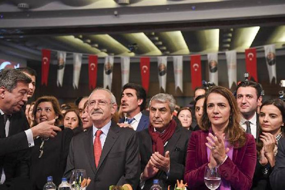 Kılıçdaroğlu öğretmenlerle bir araya geldi