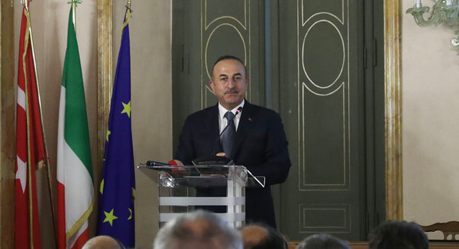Çavuşoğlu: S-400 almak, NATO'dan uzaklaşmak anlamına gelmiyor