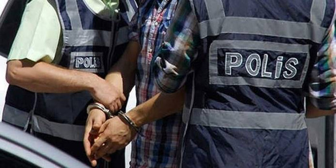 45 eski polis 'ByLock'tan tutuklandı