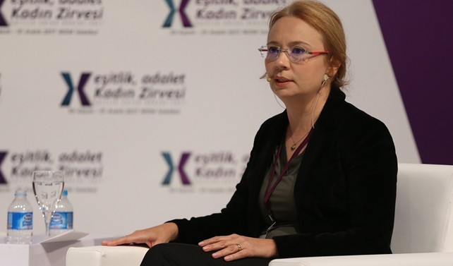 Eşitlik, Adalet ve Kadın Zirvesi başladı