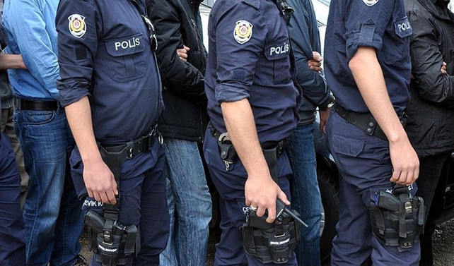Ağrı merkezli 8 ilde FETÖ operasyonu: 16 gözaltı