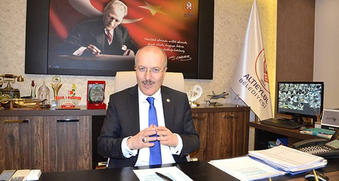 Balıkesir Büyükşehir Belediye Başkanlığı adaylığına Zekai Kafaoğlu gösterildi
