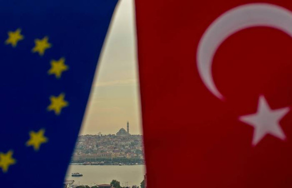 Türkler AB'den vazgeçmedi