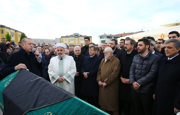 İTO Başkanı Çağlar son yolculuğuna uğurlandı