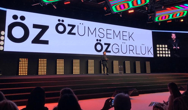 Erden Timur'dan 'özgürlük' sunumu