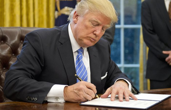 Trump, vergi reformunu çarşamba günü imzalayabilir