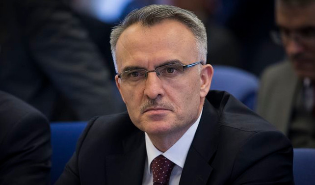Bütçe kasım ayında 8.5 milyar lira fazla verdi