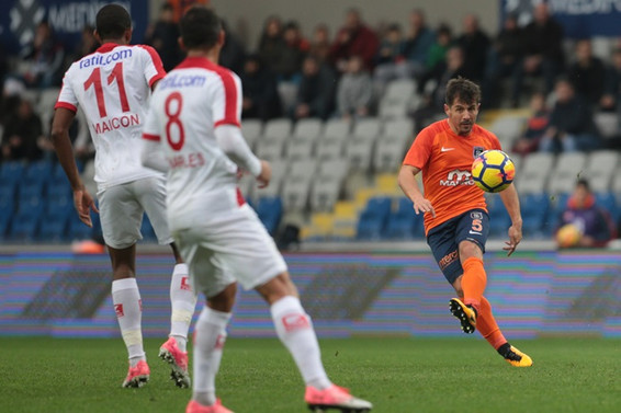 Başakşehir farklı kazandı