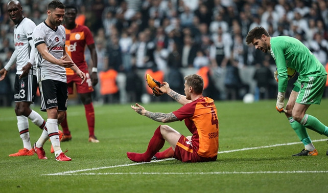Beşiktaş, Galatasaray'ı 3 golle devirdi