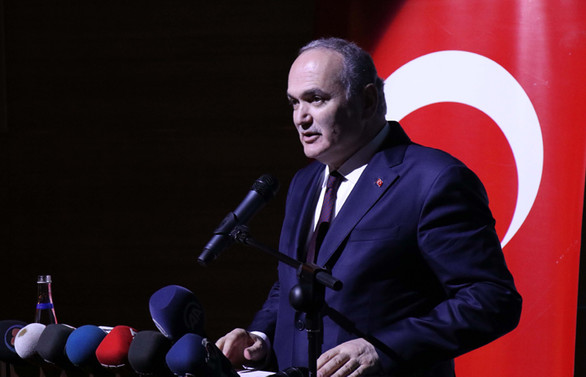 Özlü: Kendi Mercedes'imizi yapacağız