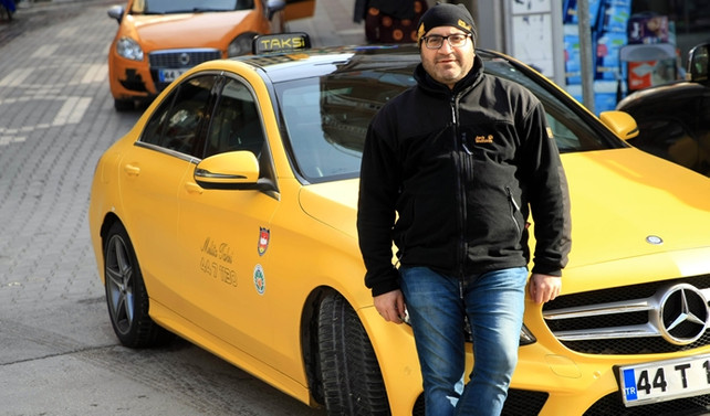 Vatandaş 'pahalı olur' endişesiyle lüks taksiye binmiyor