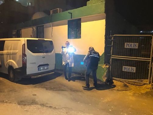 Adana'da polis karakolu yakınında patlama