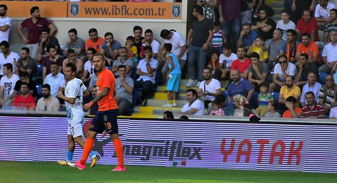 İstanbul Başakşehir'e yeni sponsor