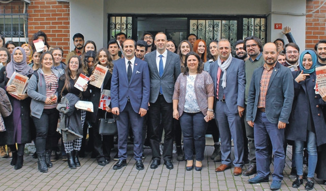 Coface’den Marmara Üniversitesi öğrencilerine e-Dünya sponsorluğu