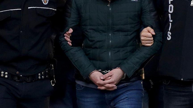 DBP'li Belediye Başkanı Çiçek gözaltına alındı