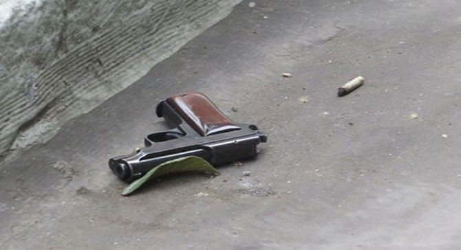 Kadıköy'de silahlı çatışma: 3 yaralı