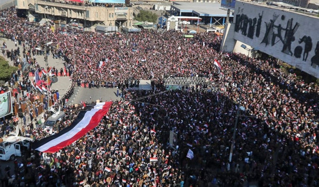 Irak'ta halk sokaklarda