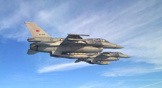 Türk jetleri El Bab'da DEAŞ tünellerini bombaladı