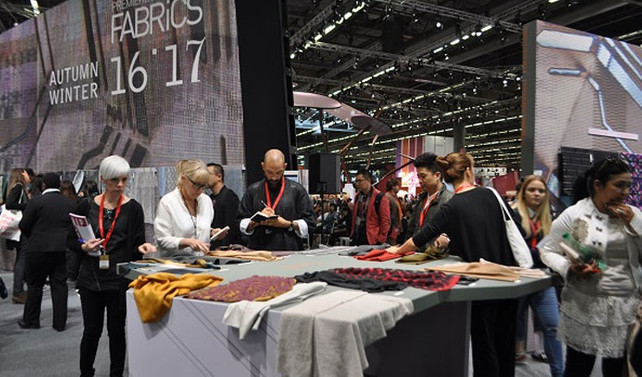 Türk hazır giyim sektörü Paris'te tanıtıldı