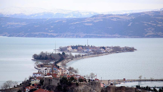 Eğirdir 'sakinliğiyle' turistleri çekecek