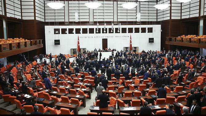 Meclis 'torba teklif' için mesai yapacak